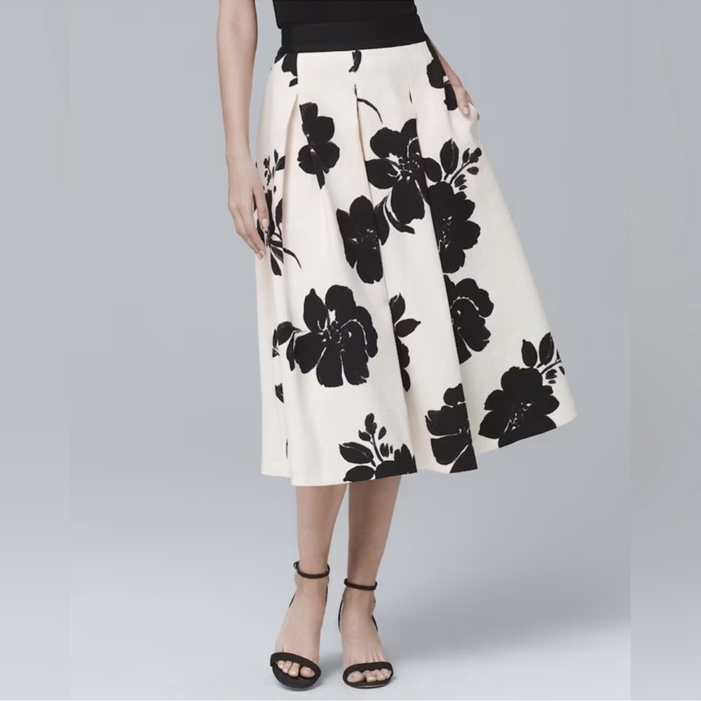 BRAND NEW White House Black Market White & Black Floral Full Midi Skirt Size 00
